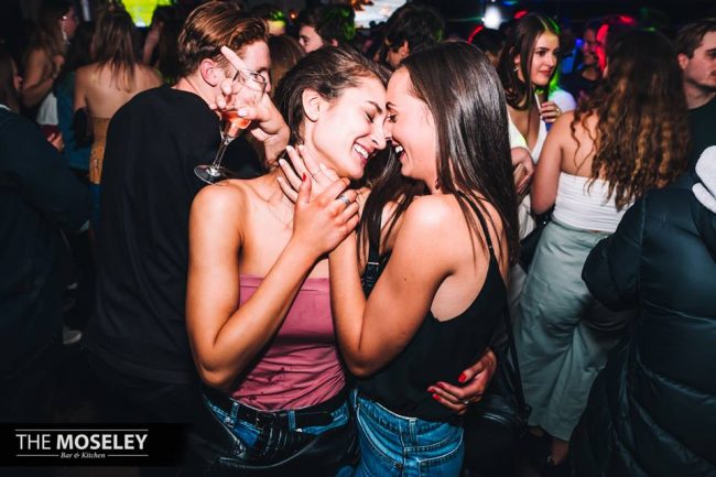 Meet girls your area Adelaide singles nightlife bars Hindley