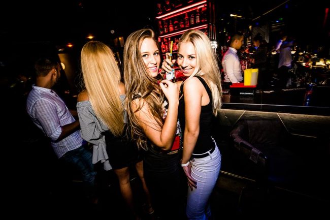 Best Places To Meet Girls In Budapest & Dating Guide