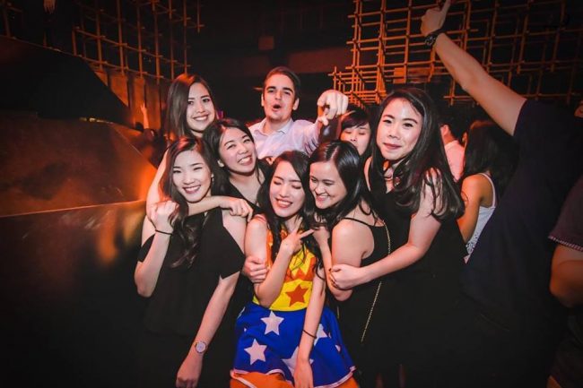 Best Places To Meet Girls In Jakarta & Dating Guide - WorldDatingGuides