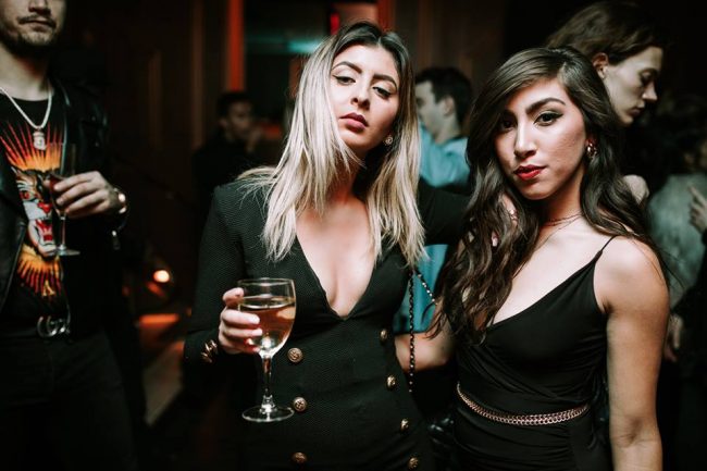 Queens singles bars Long Island meet sexy women get laid