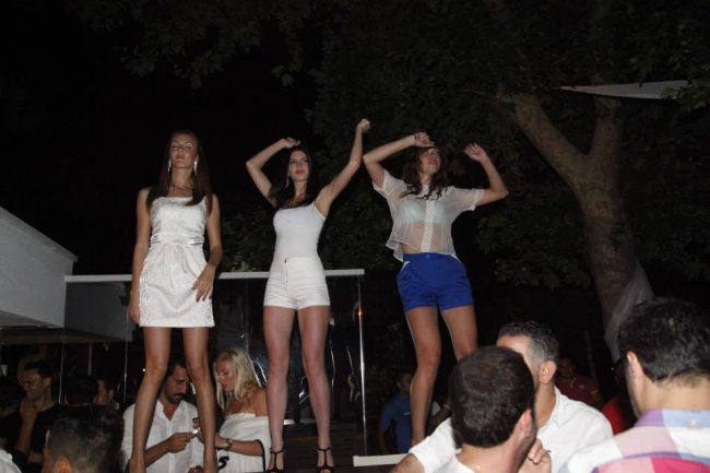 Meet girls near you Antalya singles nightlife bars Kaleice