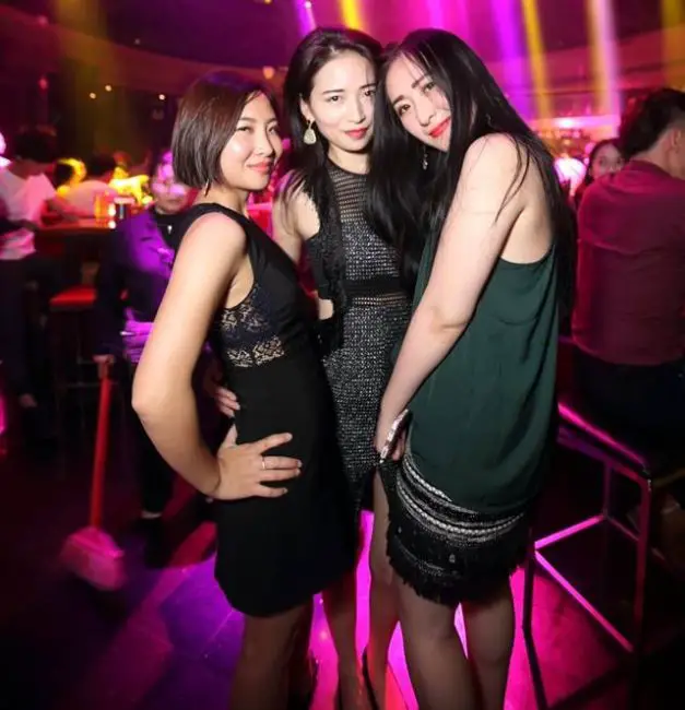 Meet girls near you Shenzhen singles nightlife foreigner bars