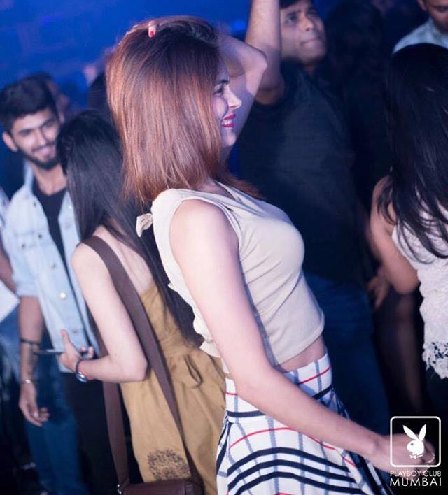 Pick Up Girl At Club