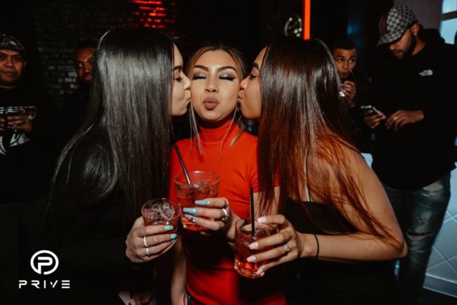 meet-single-girls-online-edmonton-get-laid-clubs-bars