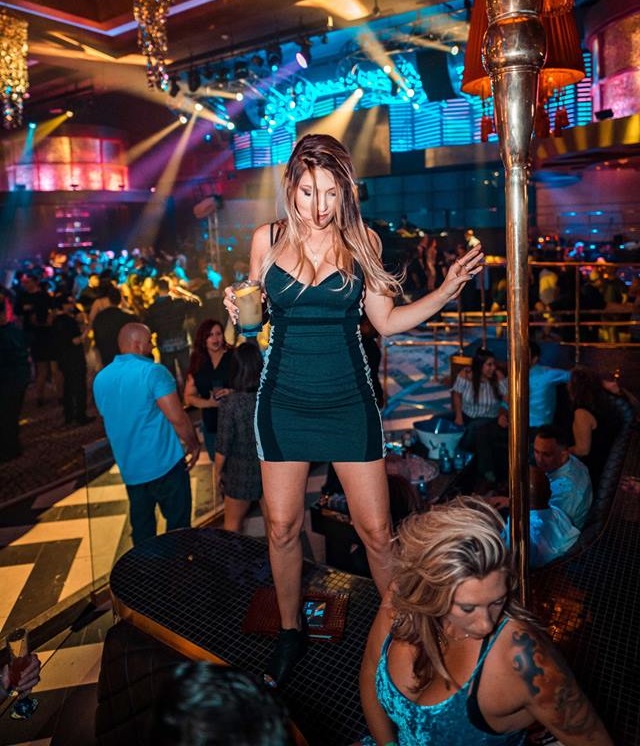 The 15 Best Places and Bars To Find Single Cougars In Las Vegas in 2020