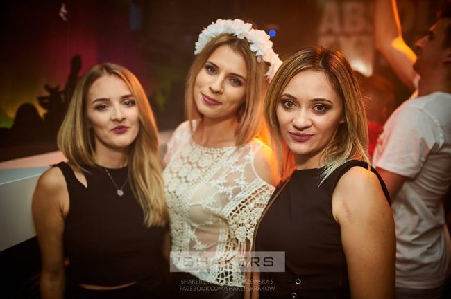 Singles nightlife Krakow pick up girls get laid Rynek Główny