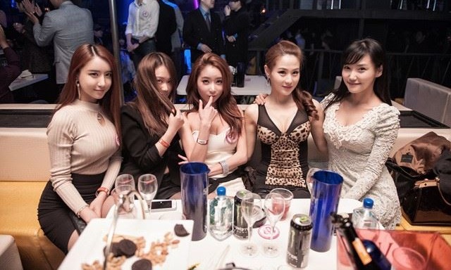 Escort girls in Busan