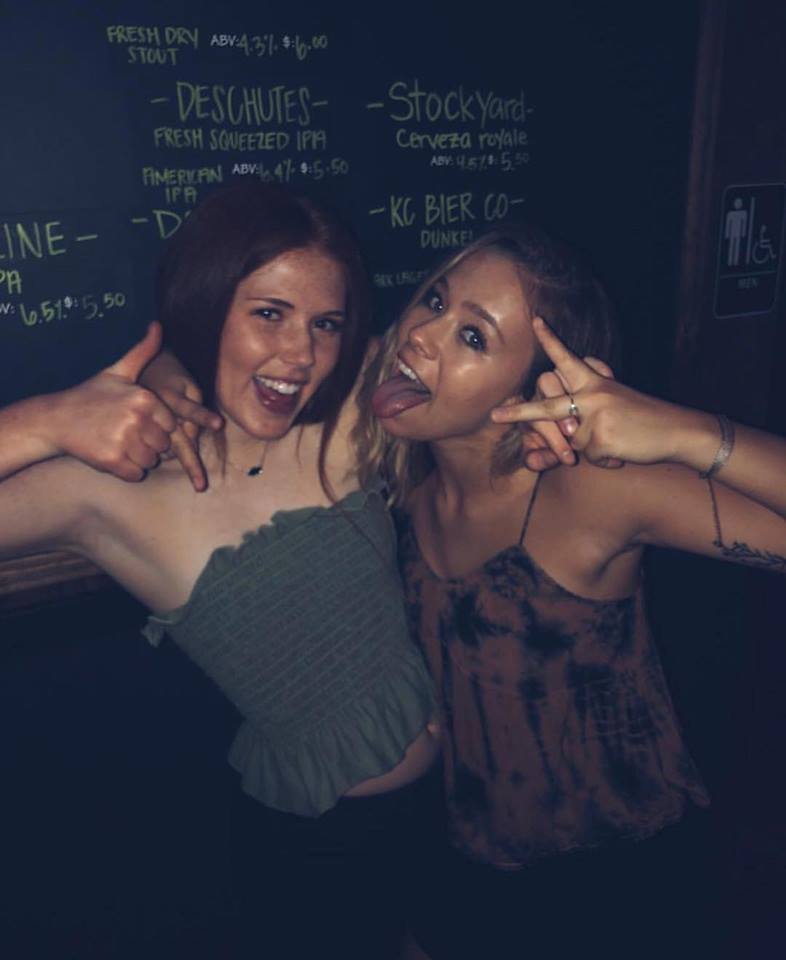 Girls near you Kansas City nightlife hook up bars Westport