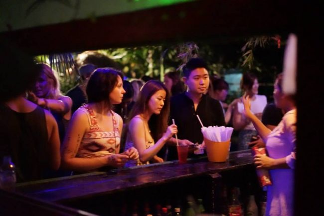 Girls near you Vang Vieng nightlife hook up bars
