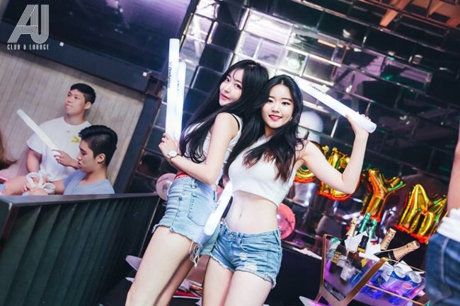 Teen girls in Daegu