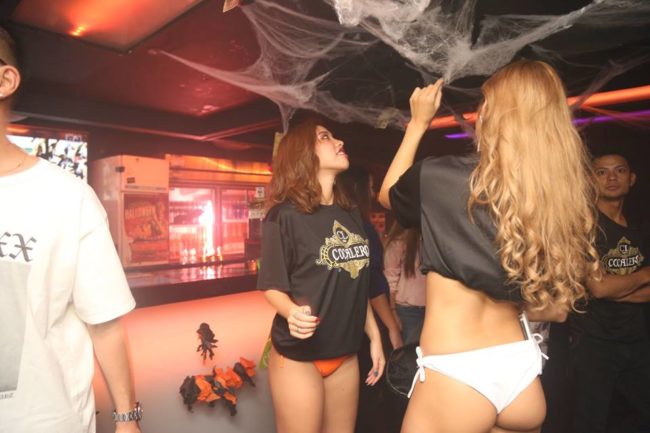 Girls near you Okinawa nightlife hook up bars Naha