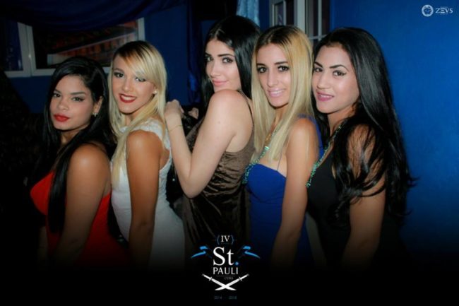 meet-sexy-single-girls-santiago-de-cuba-nightlife-area
