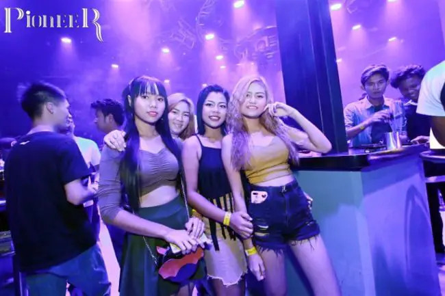 Singles nightlife Yangon pick up girls get laid Myanmar