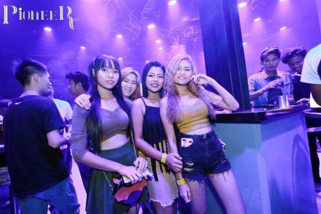 Singles nightlife Yangon pick up girls get laid Myanmar.