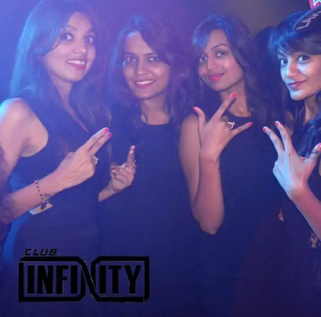 Girls near you Surat singles nightlife hook up bars