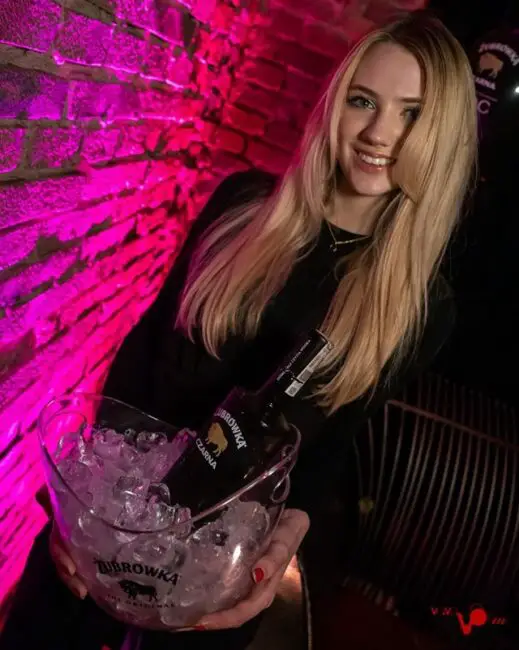 Girls near you Zakopane singles nightlife hook up bars