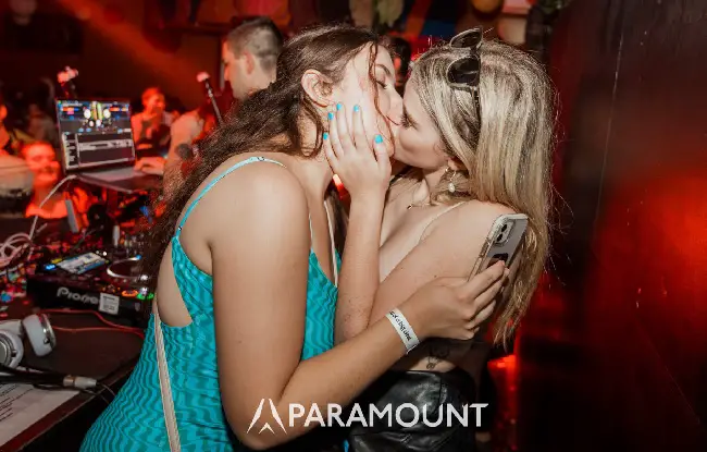 Singles nightlife Perth pick up girls get laid
